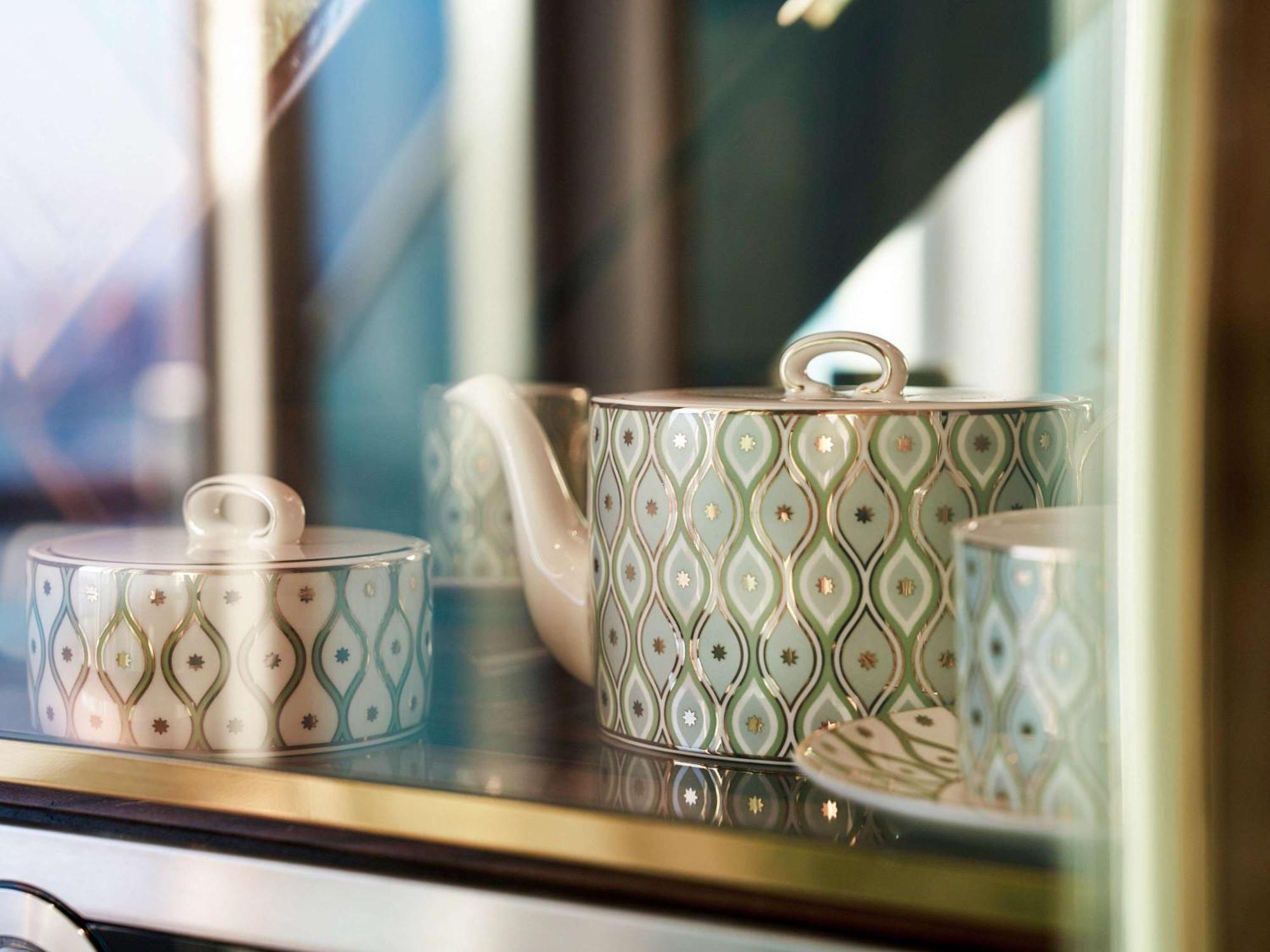 Fairmont Doha Hotel Lusail Exterior foto Teaware