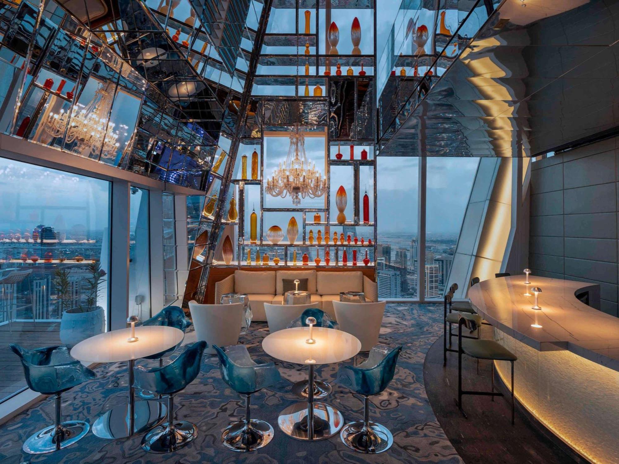Fairmont Doha Hotel Lusail Exterior foto The Sky Bar